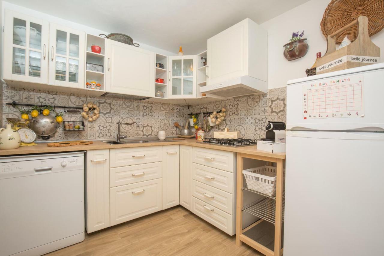 Fabiene Familyholidays Gelsonia Cefalù Eksteriør billede